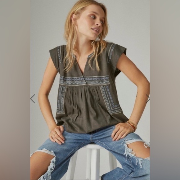 Lucky Brand Embroidered Geo Top Size Small Washed Black Boho Cross Stitch. 10 - Picture 1 of 11